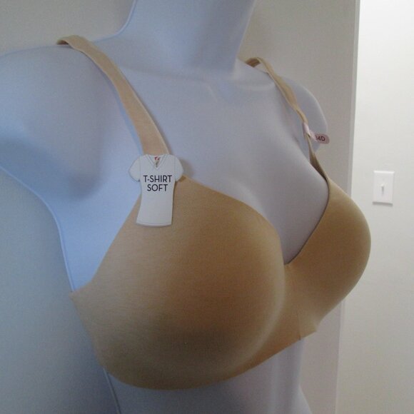 Hanes Soft Wireless T-Shirt Bra NWOT Sz 34D - Picture 2 of 3